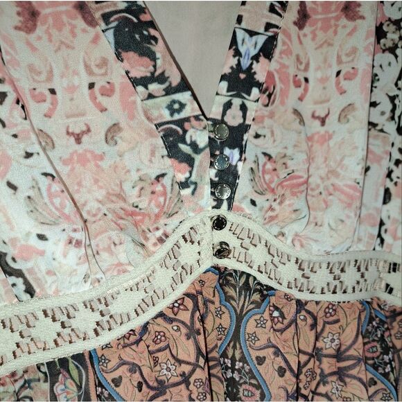 BEBE Blouse - Picture 10 of 12